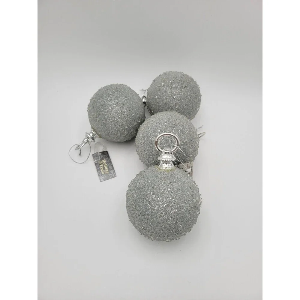 Set‎ of 4 Holiday Time Silver 3